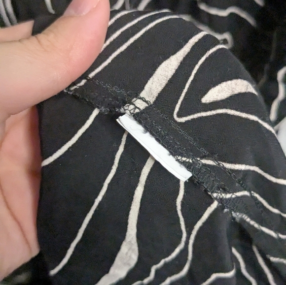 ZARA Black and white printed midi dress - size M - Picture 8 of 8